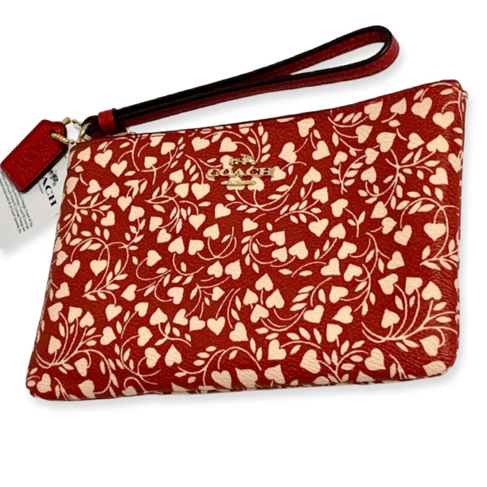 🔥NEW 100% AUTHENTIC COACH Heart Clutch/Wristlet